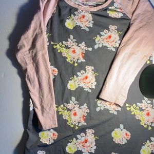 98%cotton2%spandex size med t shirt baseball jersey style